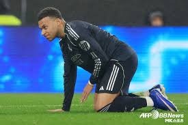 洪尼：射门被扑出不可思议，巴萨球员最后只希望比赛尽快结束