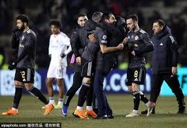 [天下足球]凯恩通关 拜仁险胜圣保利