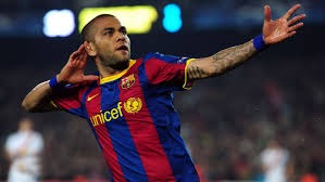 正式发售！在《末日核心：机甲幸存者》里操控猛男机甲碾碎虫群！