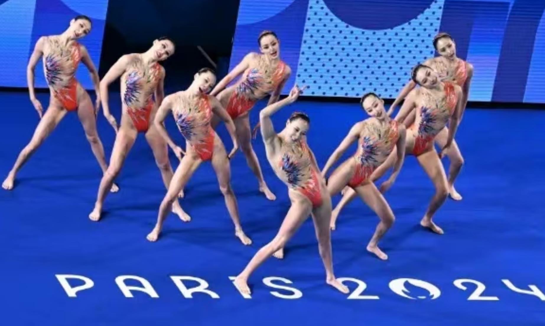 为什么别只盯自己？（为何不该只盯着自己？）